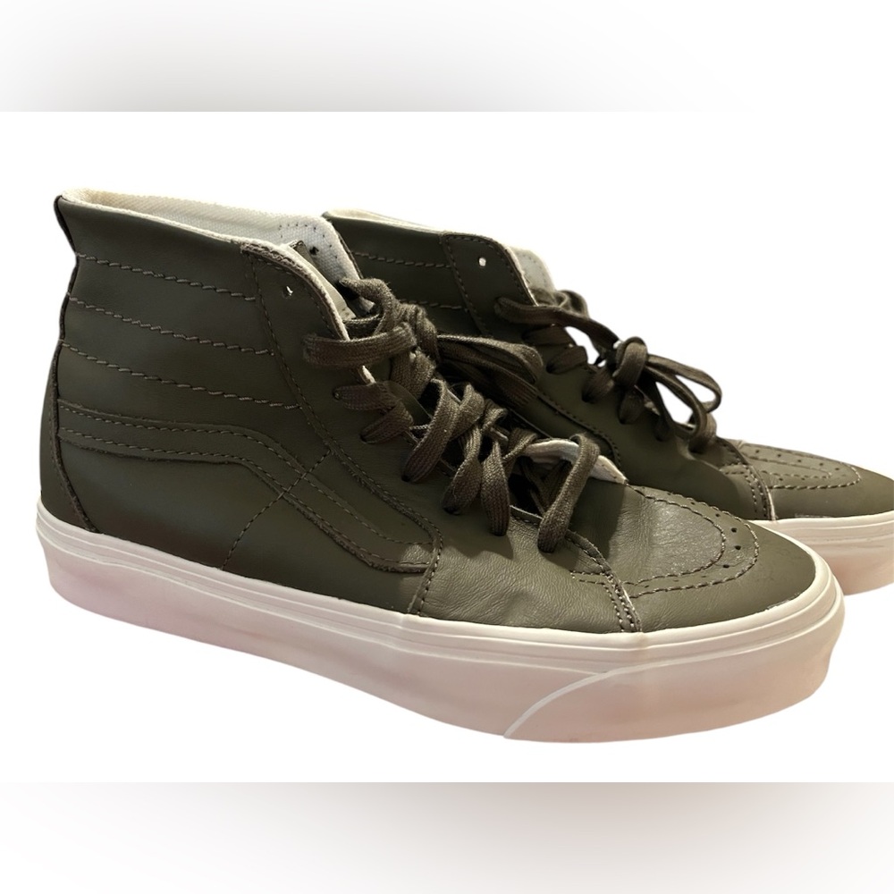 VANS Sk8-Hi Tapered Men’s sz 7 Soft Leather Green/True White Worn Once EUC